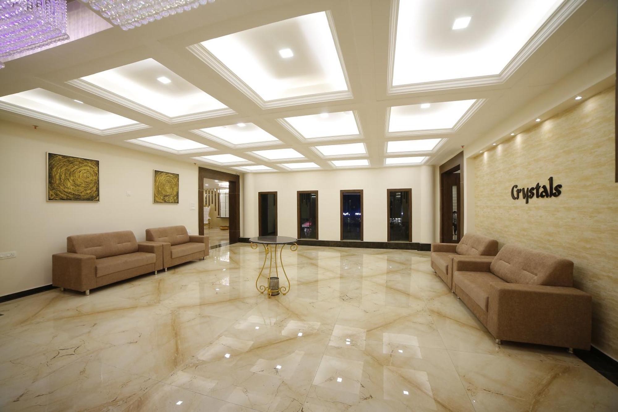 Hotel Annapurna De Royal Guntūr Buitenkant foto